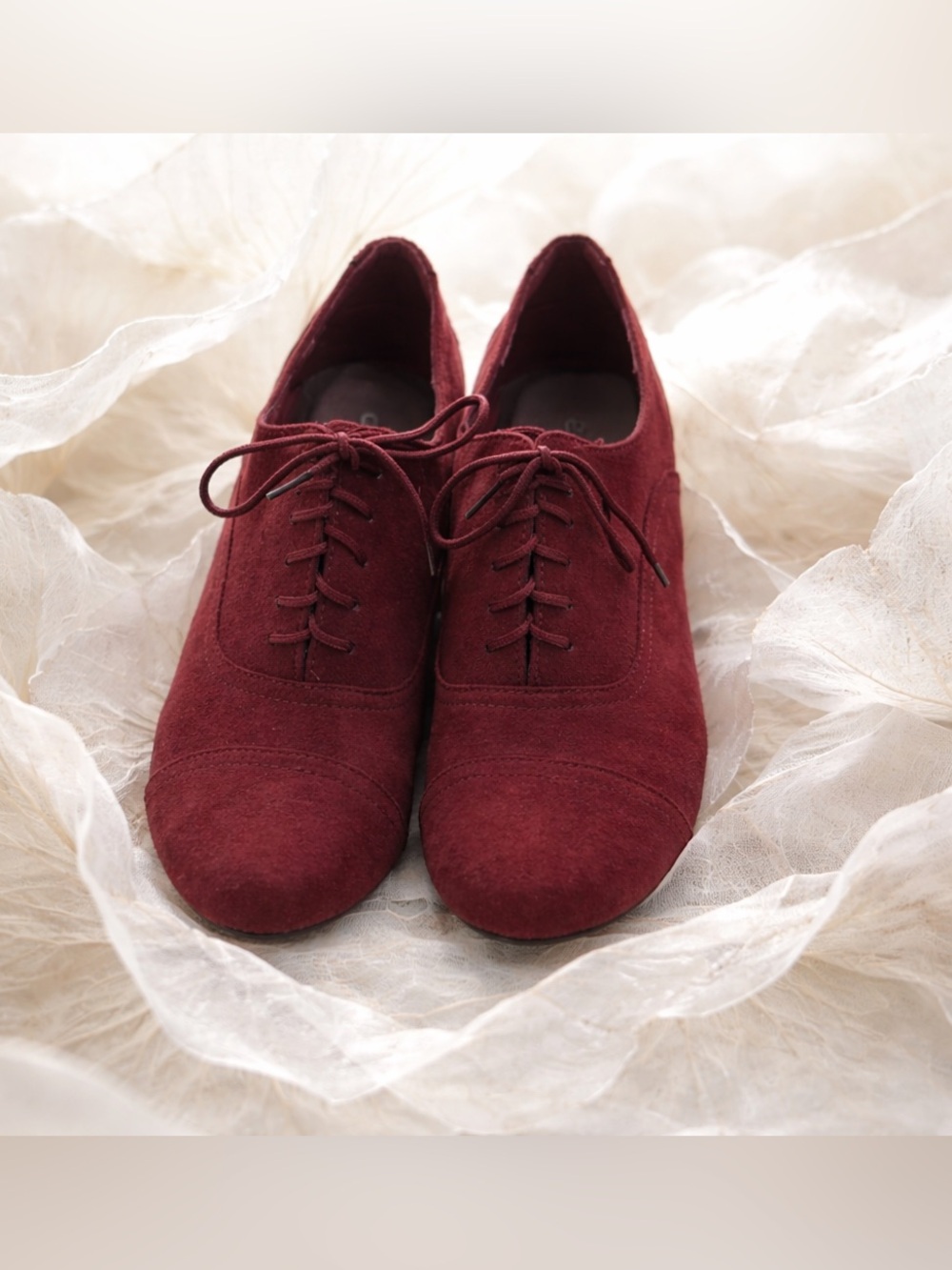 Women's George Burgundy Suede Oxford-Style Shoe - Size 10